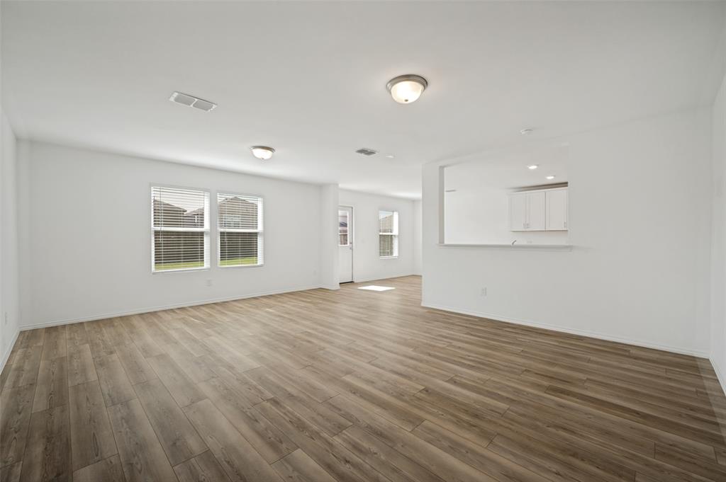 882 Breakwater Drive Property Photo 10