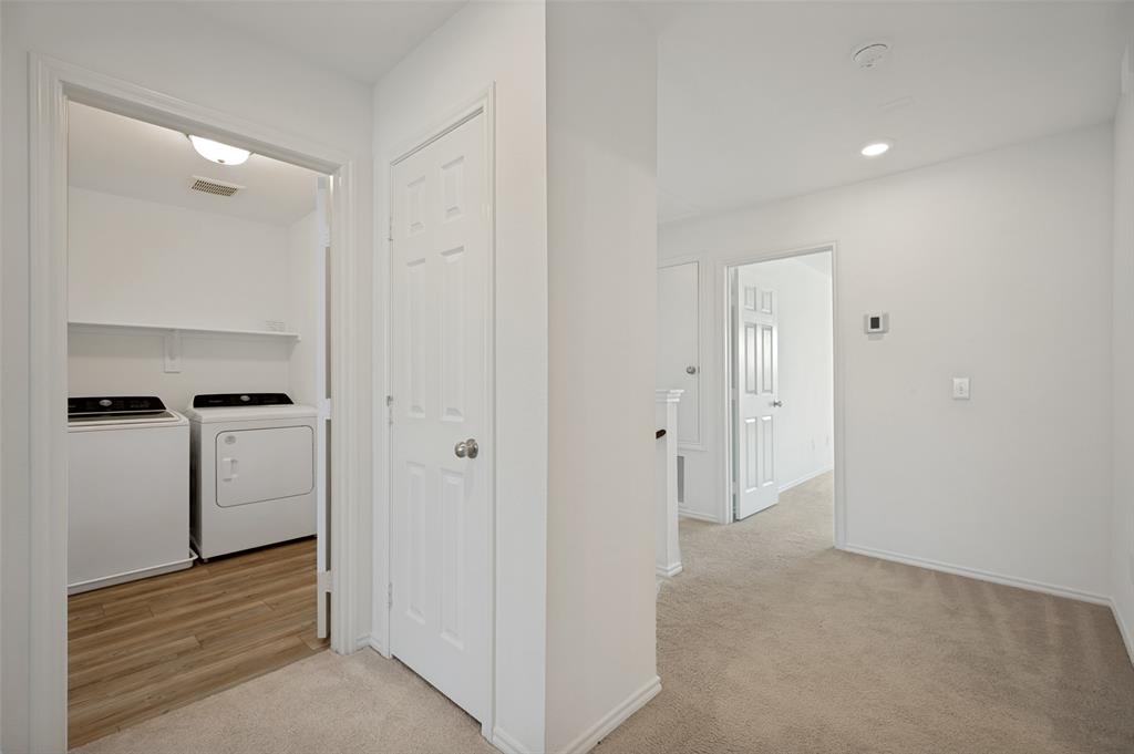 882 Breakwater Drive Property Photo 14