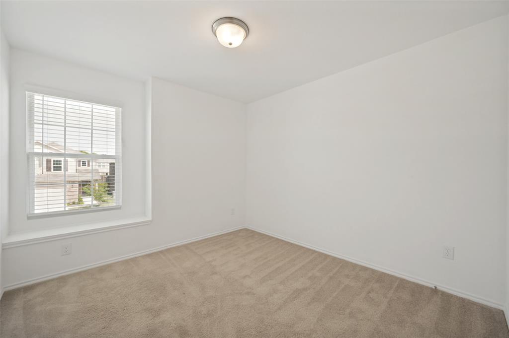 882 Breakwater Drive Property Photo 16