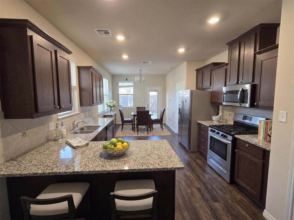 2157 Olivereta Drive Property Photo 4