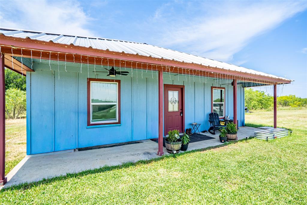 166 Private Road 1404 Property Photo 4
