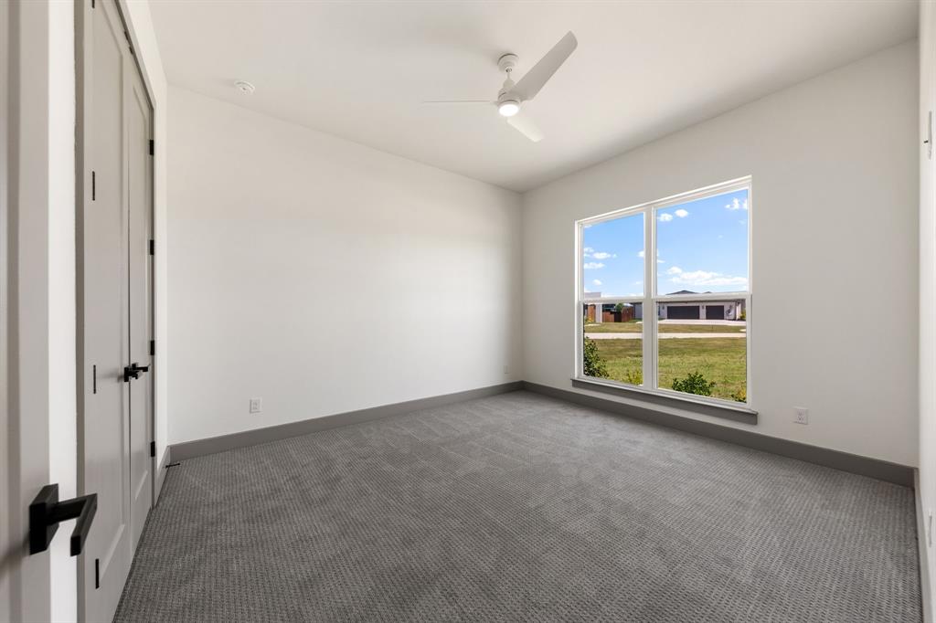 301 Whispering Way Property Photo 27