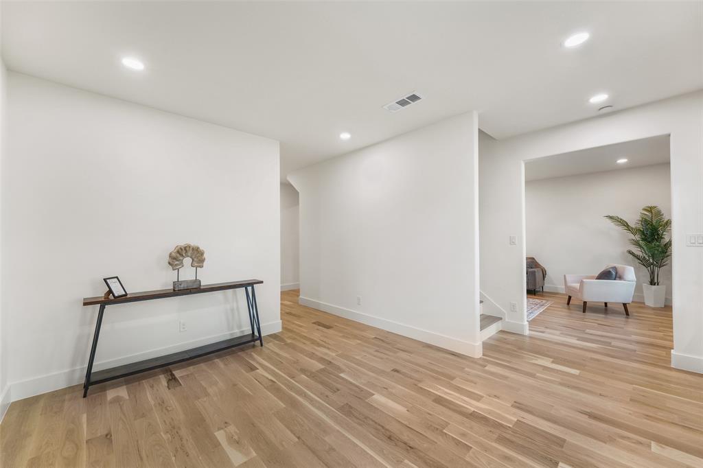 5259 Saint Charles Avenue Property Photo 35