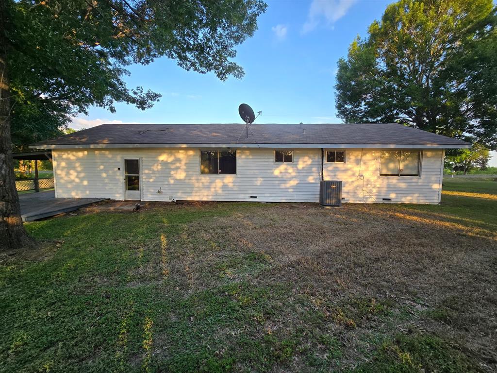 906 W Main Street Property Photo 15