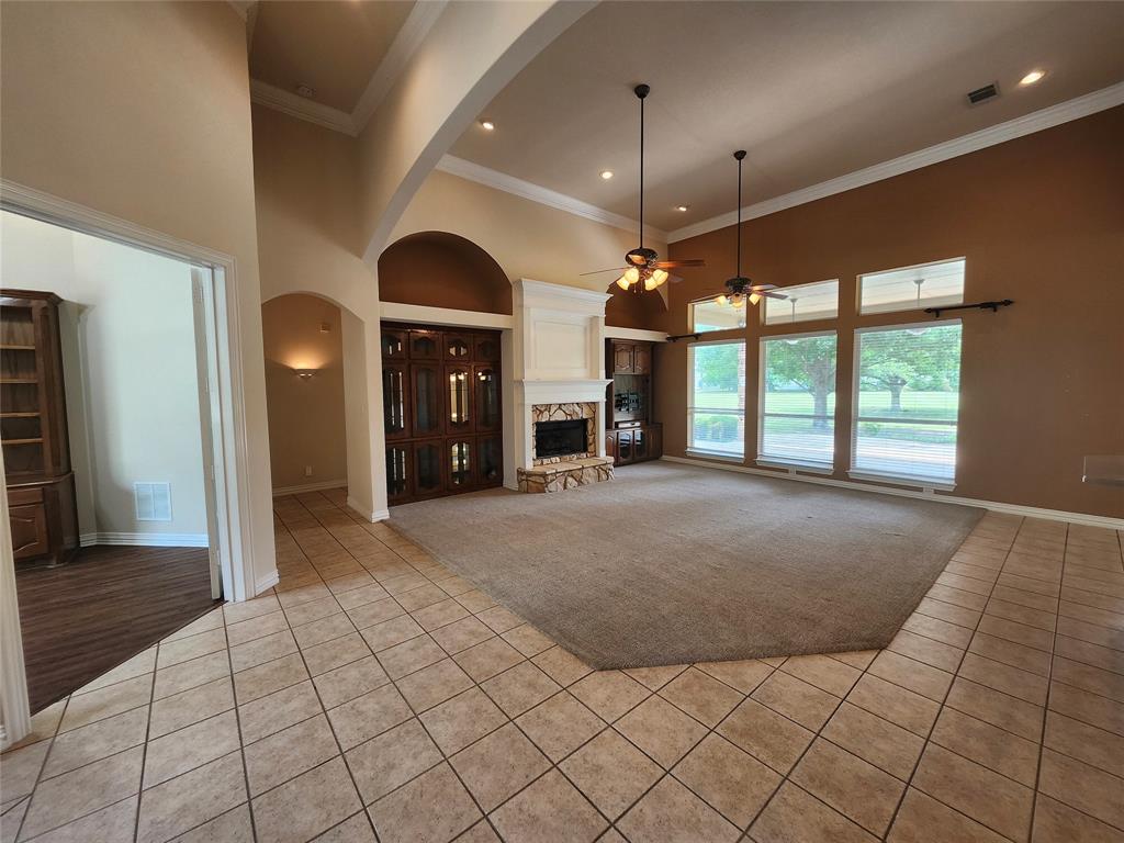 2601 Winthrop Hill Road Property Photo 3