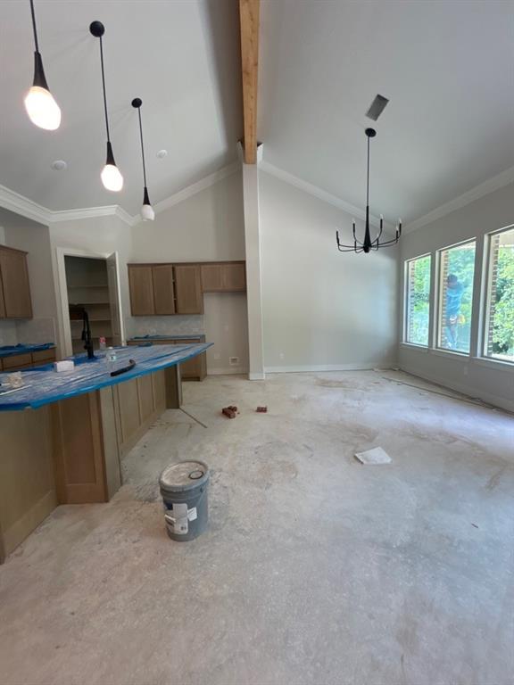 1005 Perrin Lane Property Photo 4