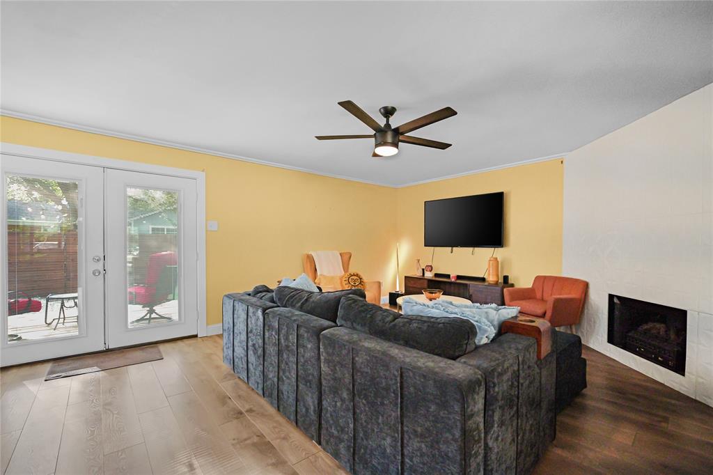 10447 Sylvia Drive Property Photo 14
