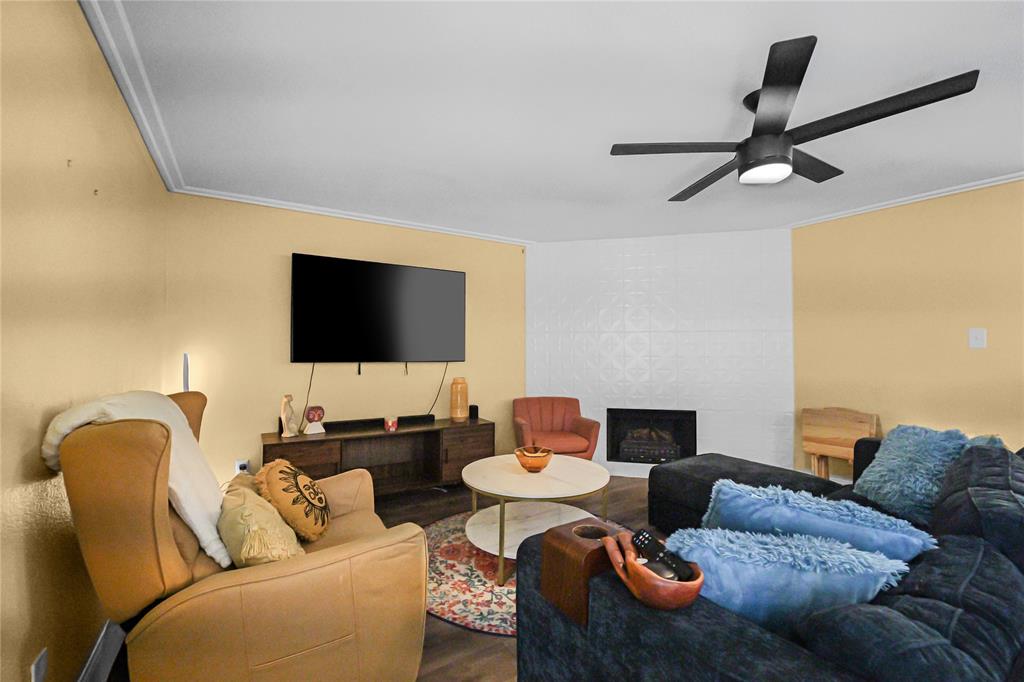 10447 Sylvia Drive Property Photo 19