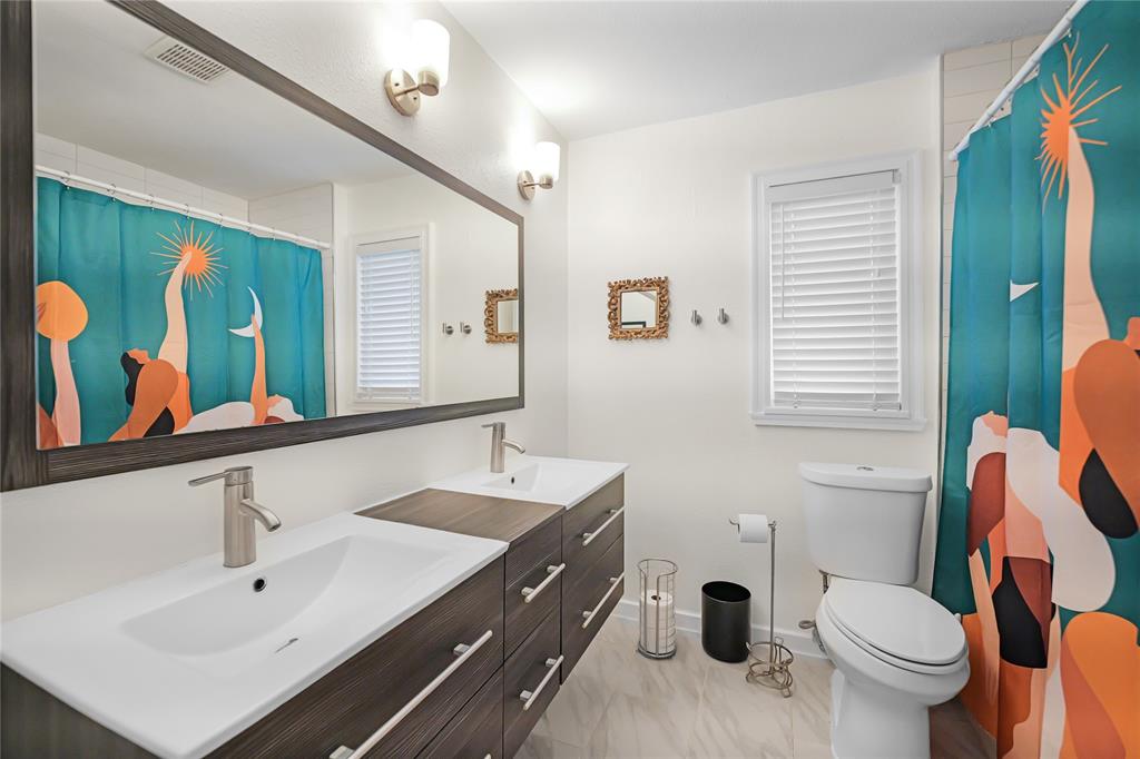 10447 Sylvia Drive Property Photo 32