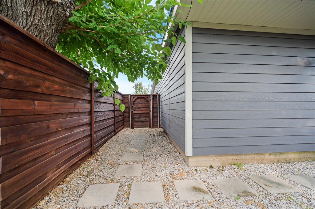 10447 Sylvia Drive Property Photo 39