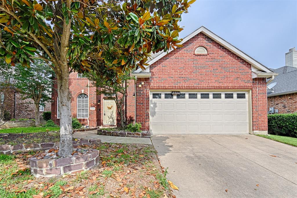 2804 Hudson Crossing Property Photo 4