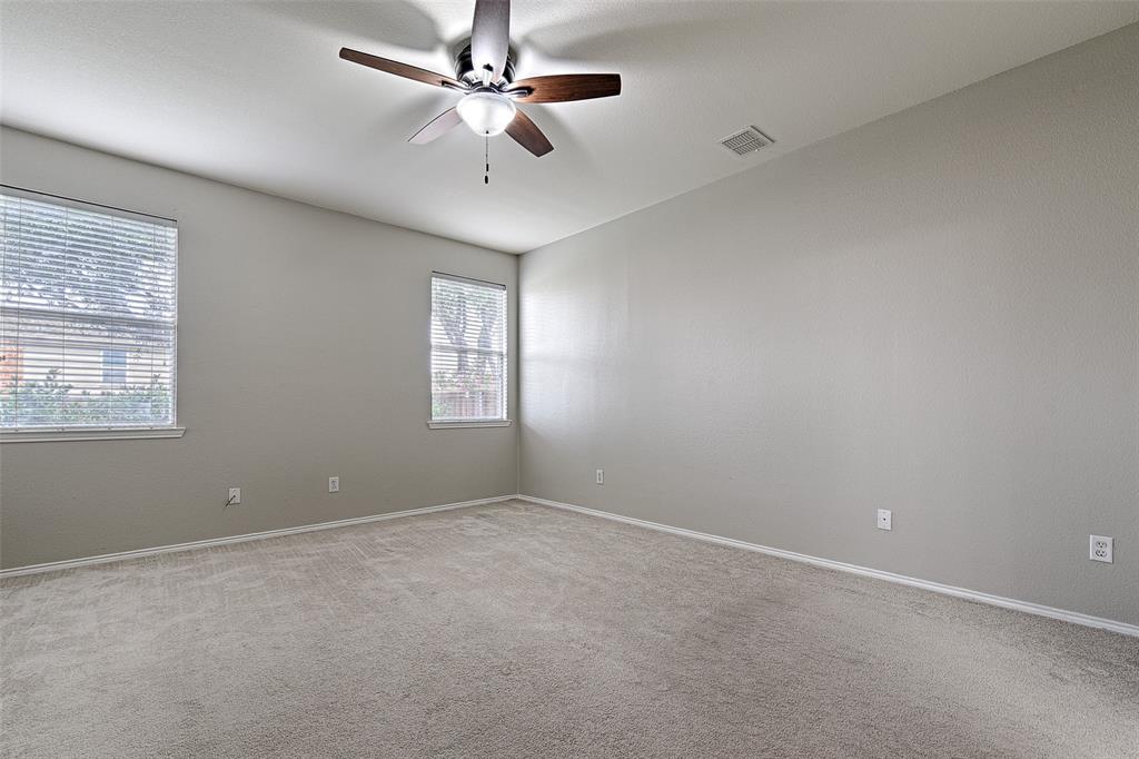 2804 Hudson Crossing Property Photo 16
