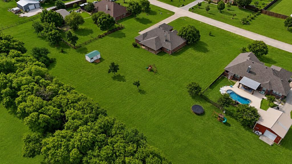 2606 Ash Drive Property Photo 14