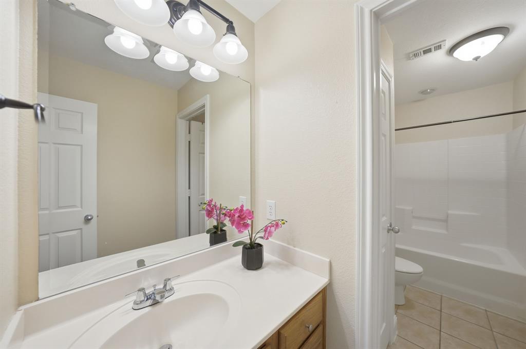 2606 Ash Drive Property Photo 18