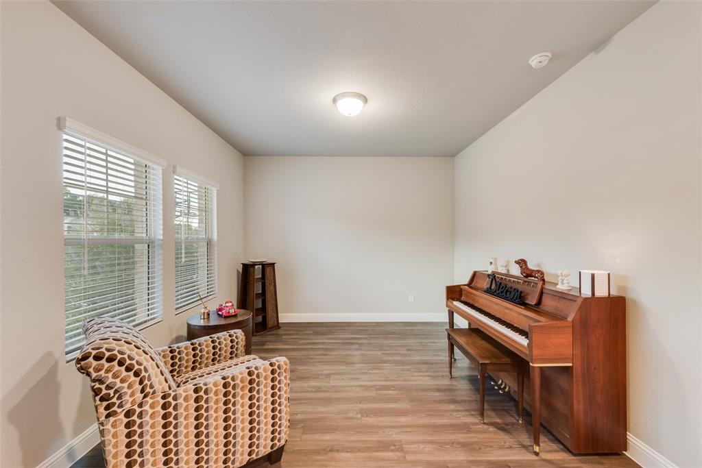 1611 Ironwood Way Property Photo 8