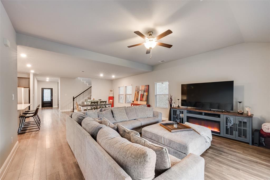 1611 Ironwood Way Property Photo 10