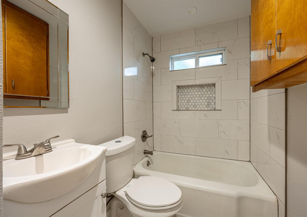 4324 Geddes Avenue Property Photo 13