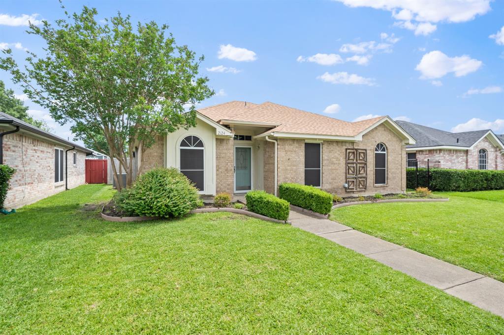 2124 Emerald Oaks Property Photo 7