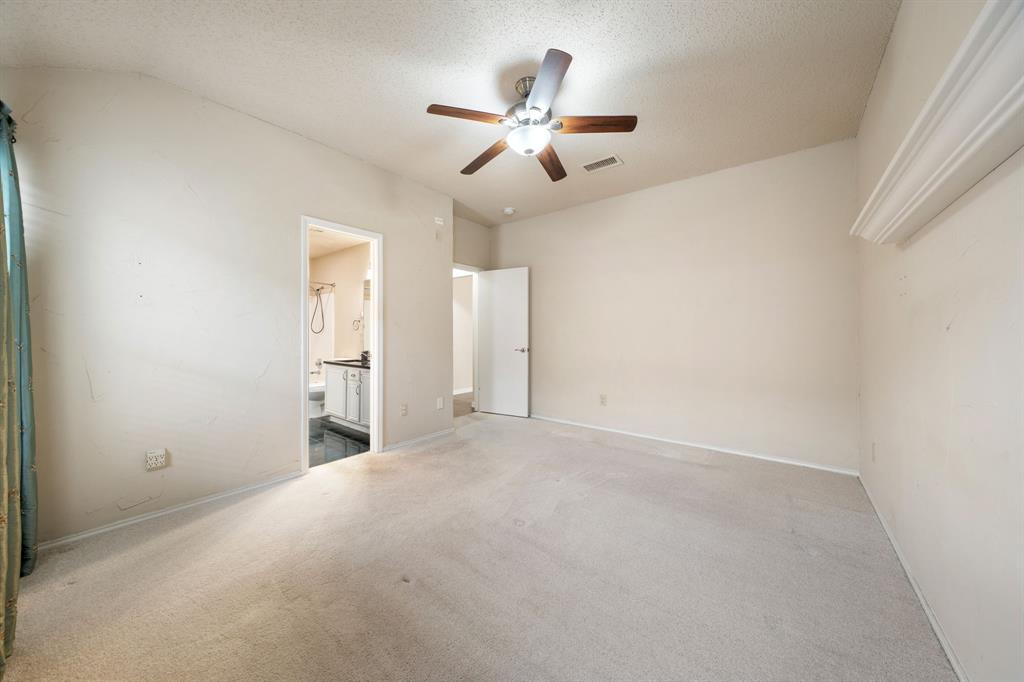 2124 Emerald Oaks Property Photo 21