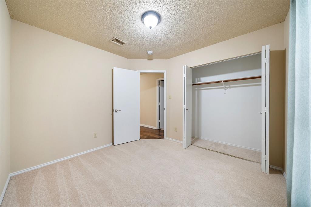 2124 Emerald Oaks Property Photo 25