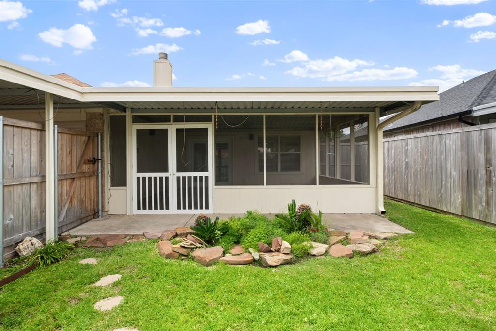 2124 Emerald Oaks Property Photo 32