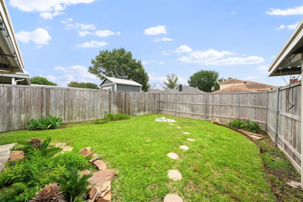 2124 Emerald Oaks Property Photo 33
