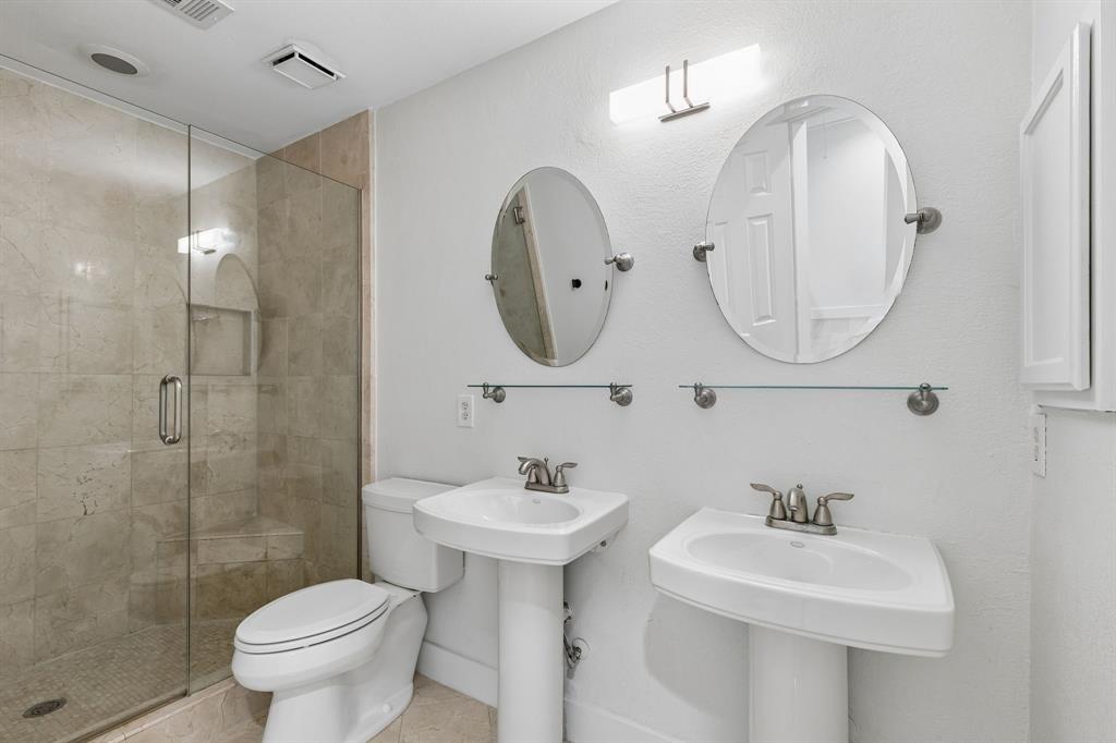 2902 Stonepointe Property Photo 28