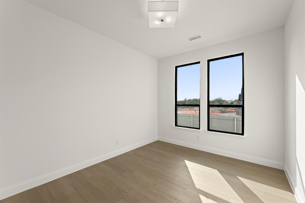 1312 Ramble Way Property Photo 11