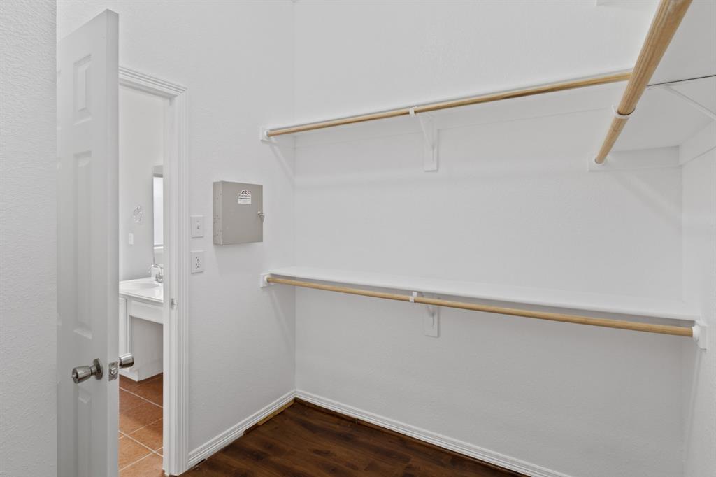2213 Whitney Drive Property Photo 19