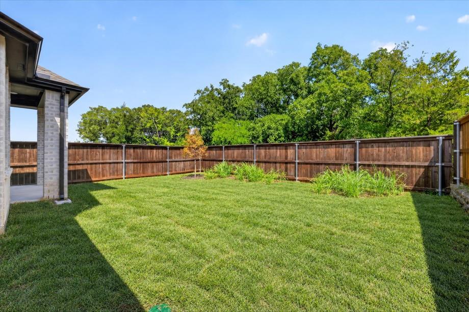 3710 Southbend Drive Property Photo 5