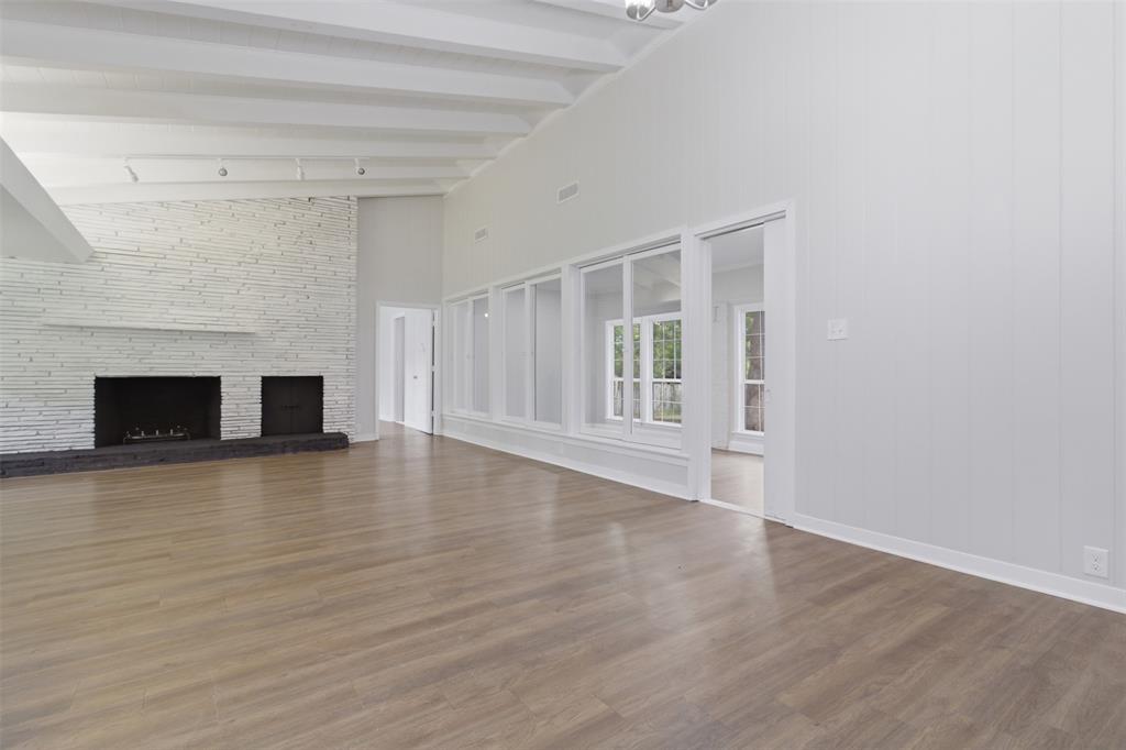 325 Sunset Boulevard Property Photo 12