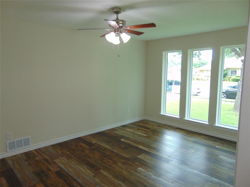 2714 Country Club Parkway Property Photo 13