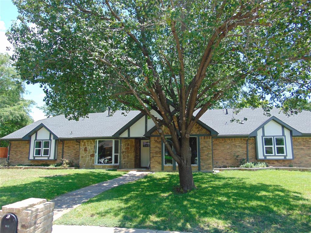 2714 Country Club Parkway Property Photo 20