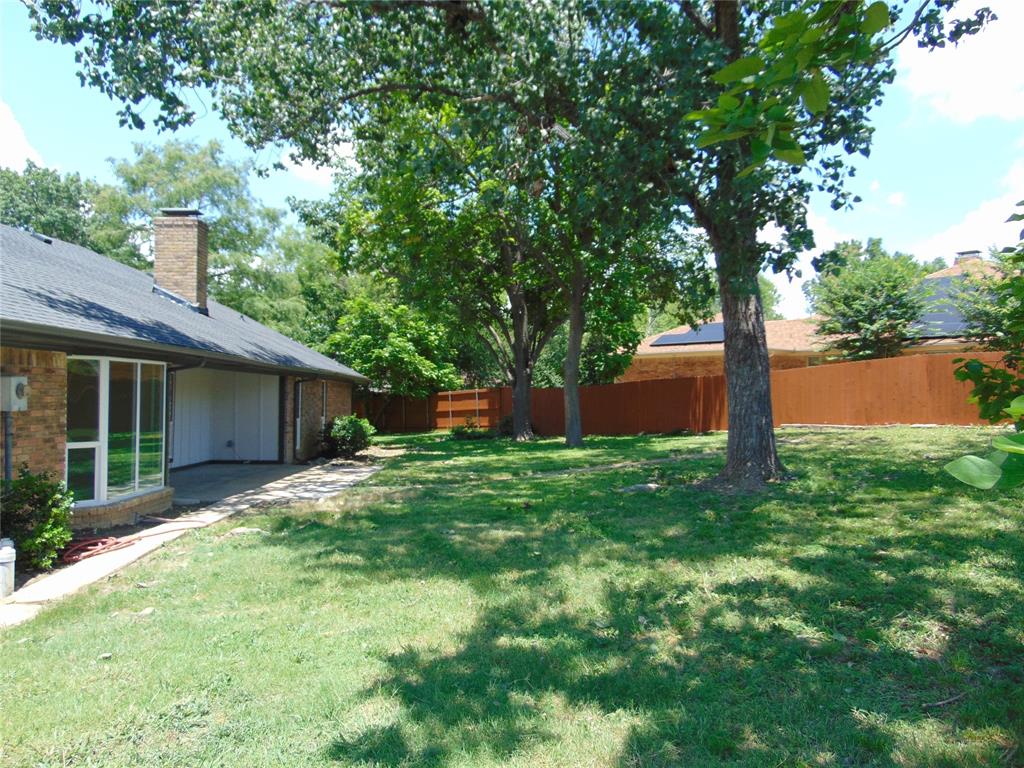 2714 Country Club Parkway Property Photo 25