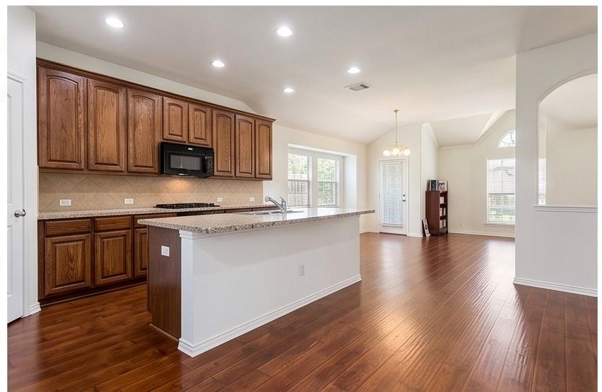 5940 Chisholm Trail Property Photo 4