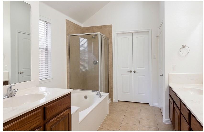 5940 Chisholm Trail Property Photo 7