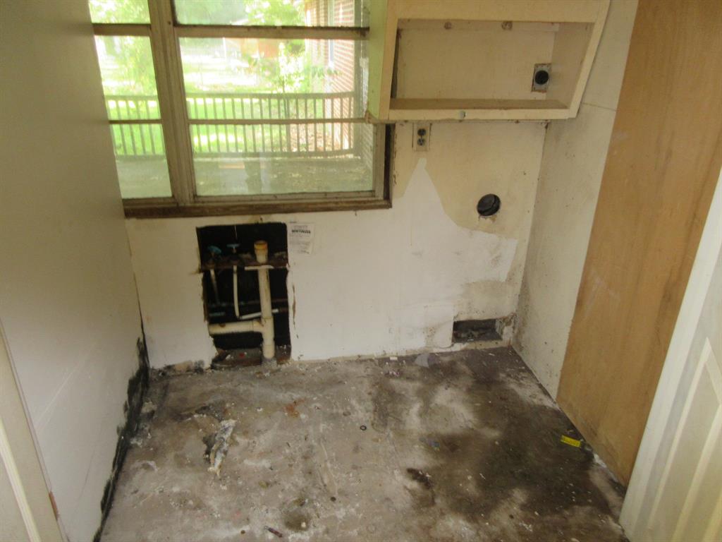 909 Wilton Place Property Photo 14