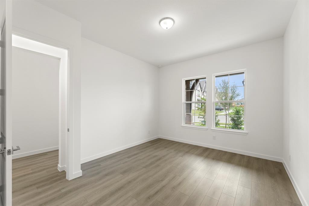6805 Cater Trail Property Photo 5