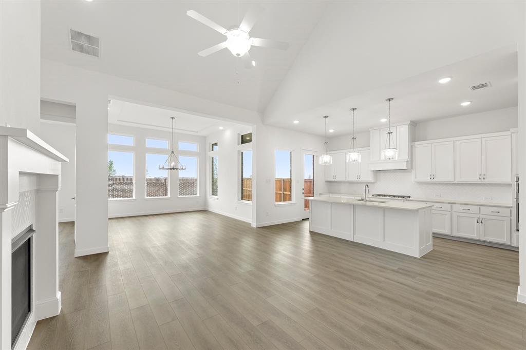 6805 Cater Trail Property Photo 7