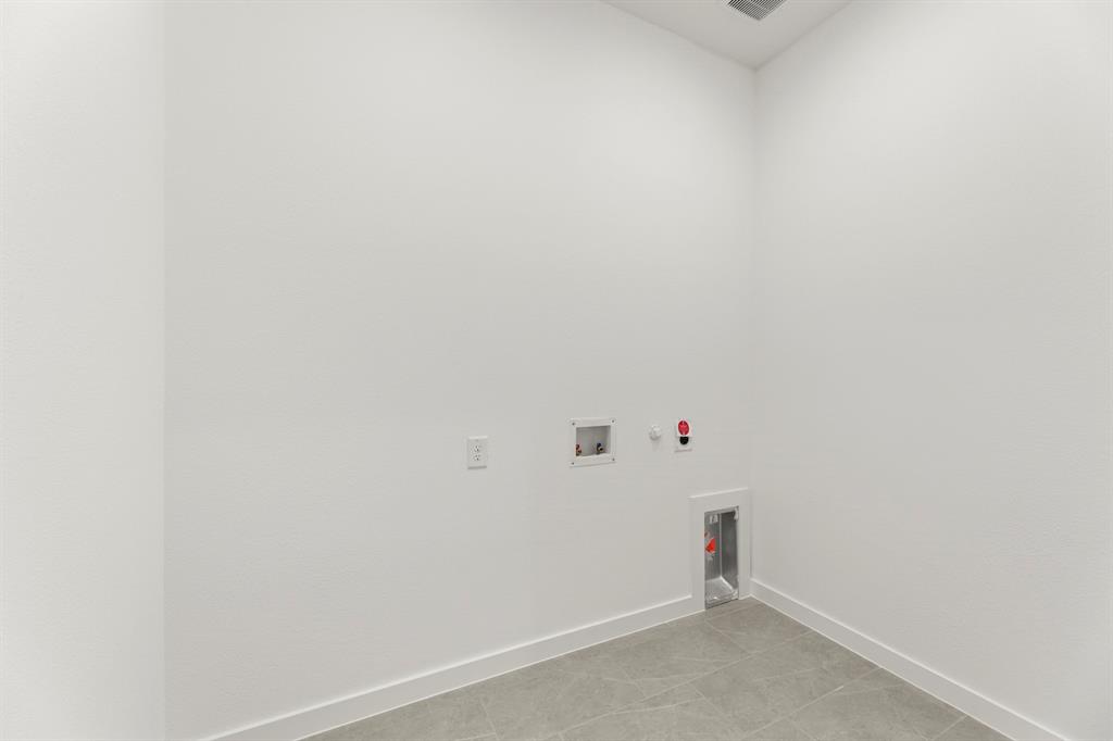 6805 Cater Trail Property Photo 19