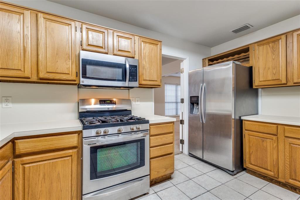 2104 Bershire Drive Property Photo 20