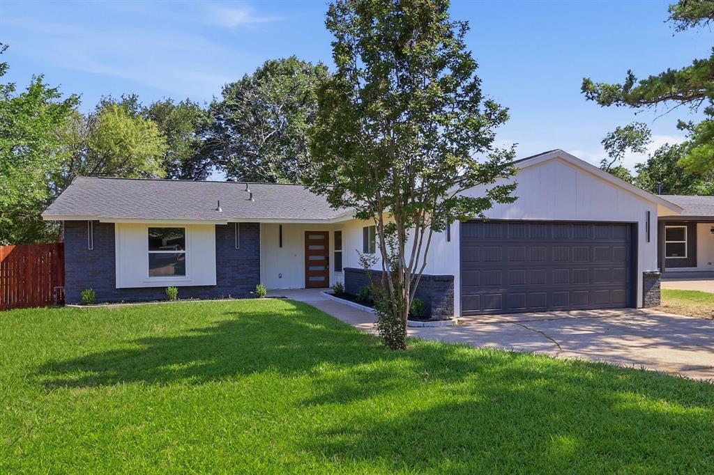 2506 Timberlake Drive Property Photo 1