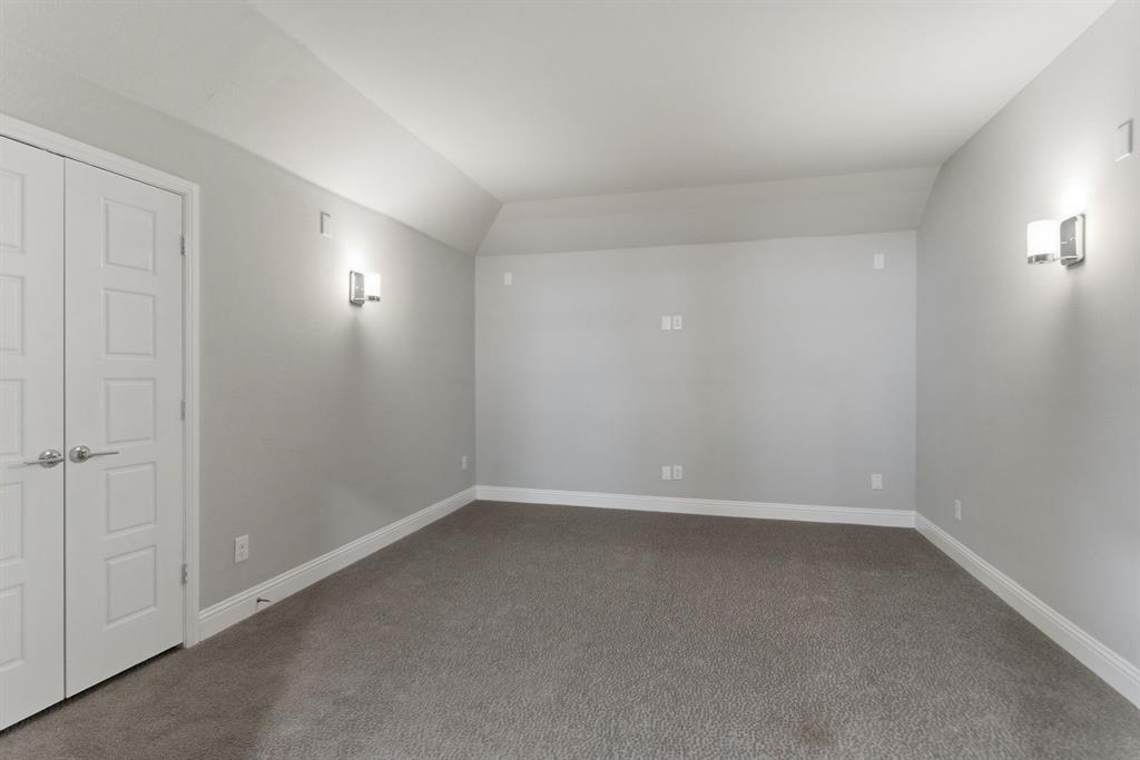 9607 Maple Hill Lane Property Photo 30