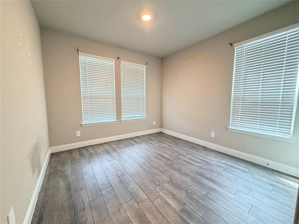 1324 Razorbill Road Property Photo 7