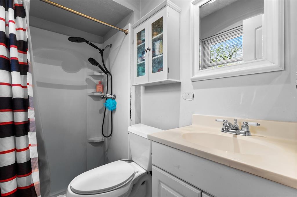 13212 Kings Mountain Drive Property Photo 11