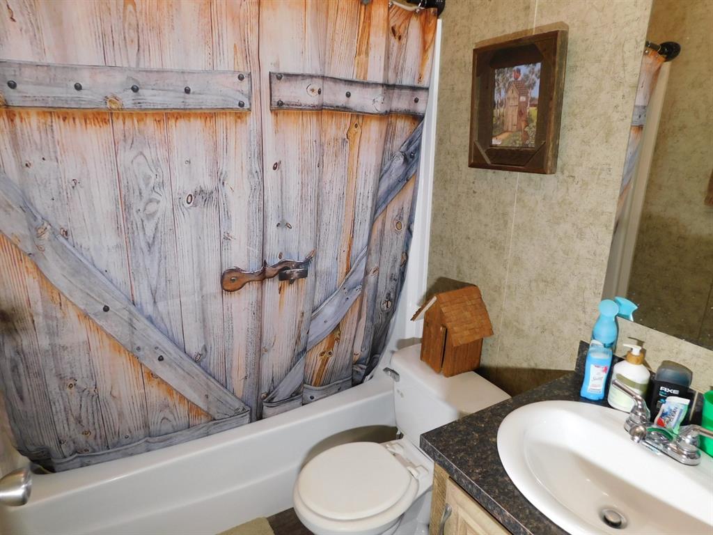 555 Thomasville Road Property Photo 23