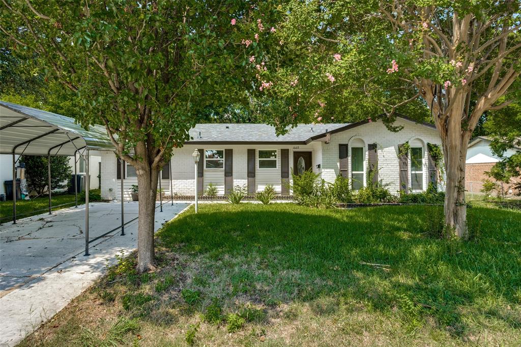 1669 Morrison Drive Property Photo 1