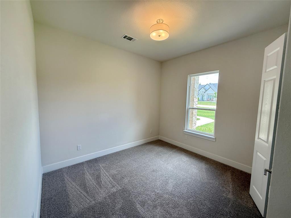 1300 Green Ridge Property Photo 11