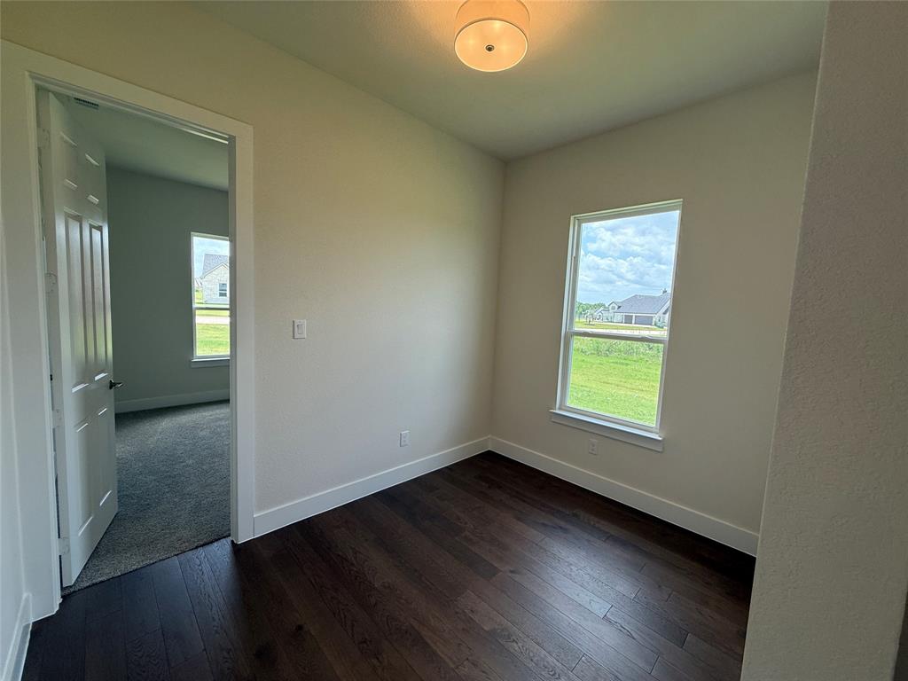 1300 Green Ridge Property Photo 14
