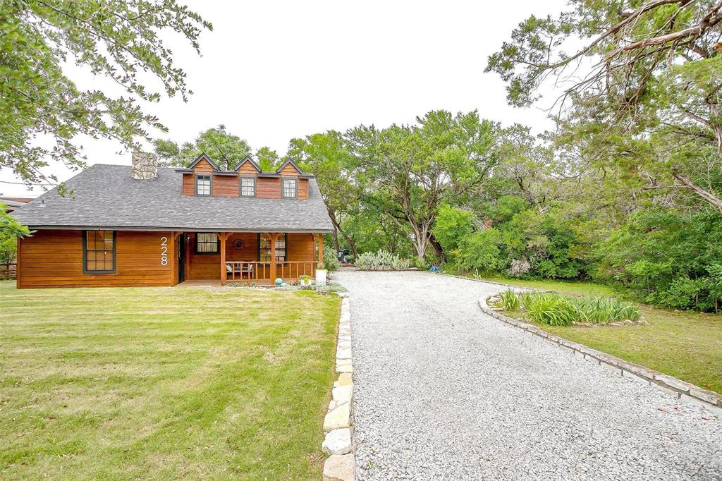 228 Rock Harbor Drive Property Photo 4